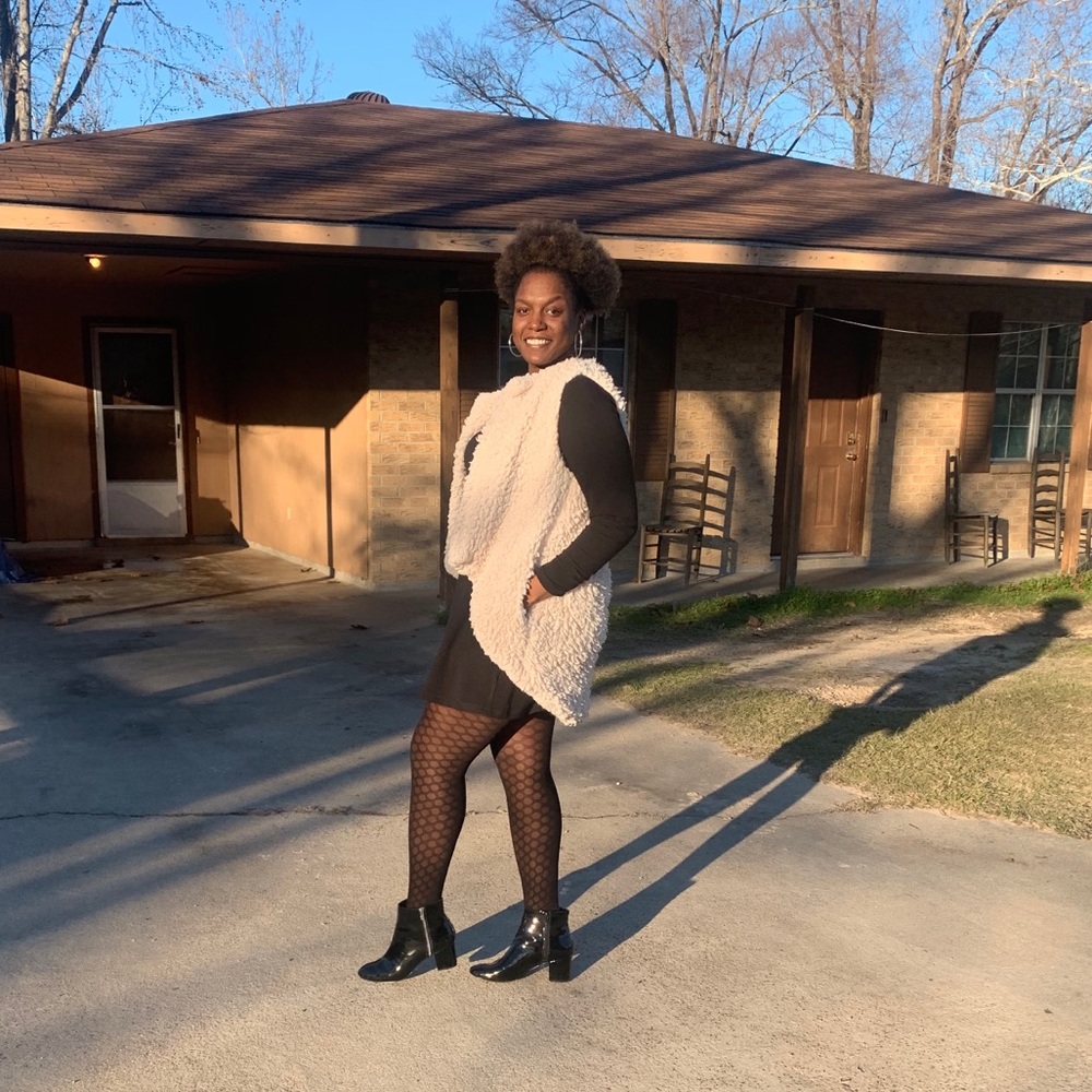 Meet your Posher, Tomaya